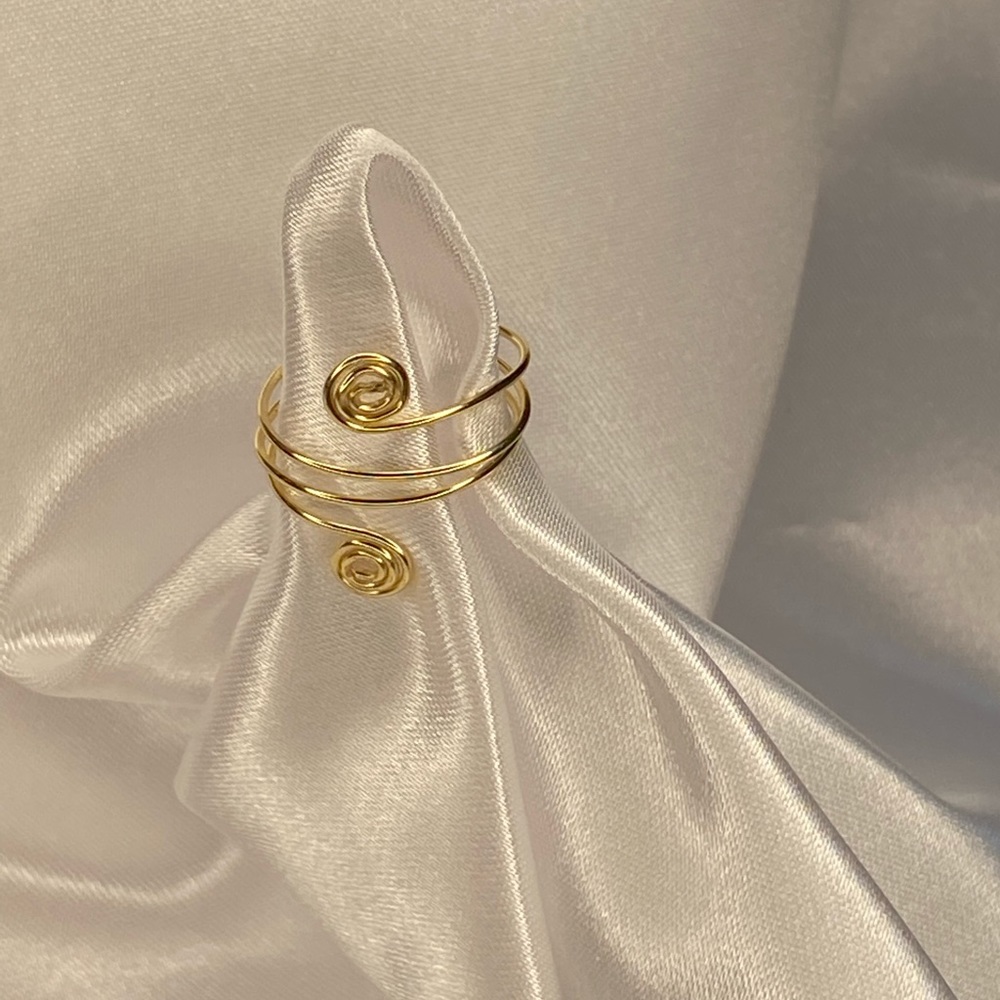 Handmade gold filled wire spiral ring